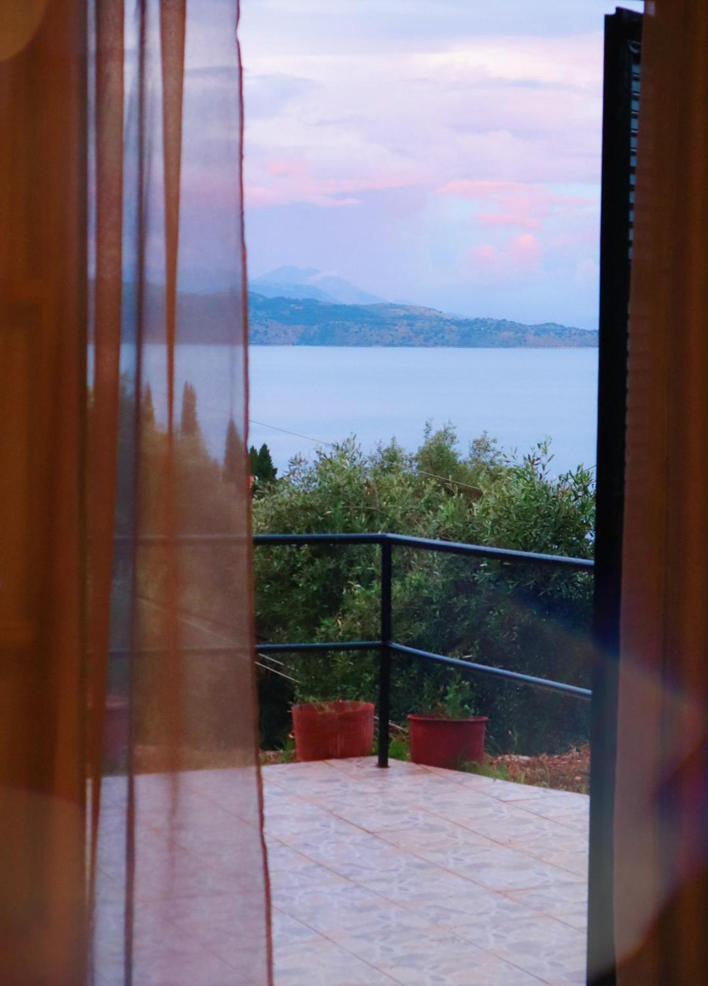 Kaminaki Seaview Apartments Katávolos Buitenkant foto